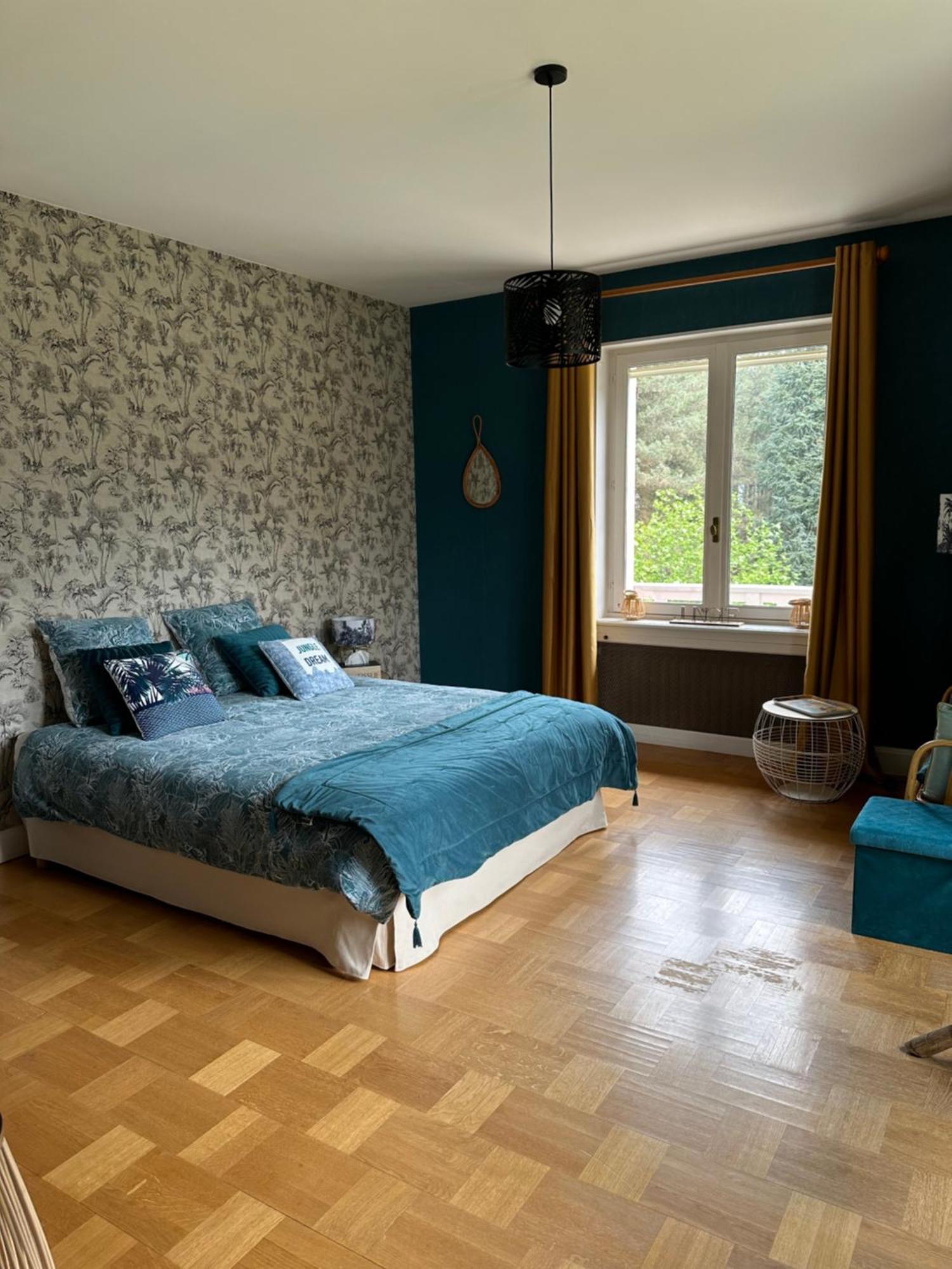 Au Ch'Alex Hotel Busset Kültér fotó